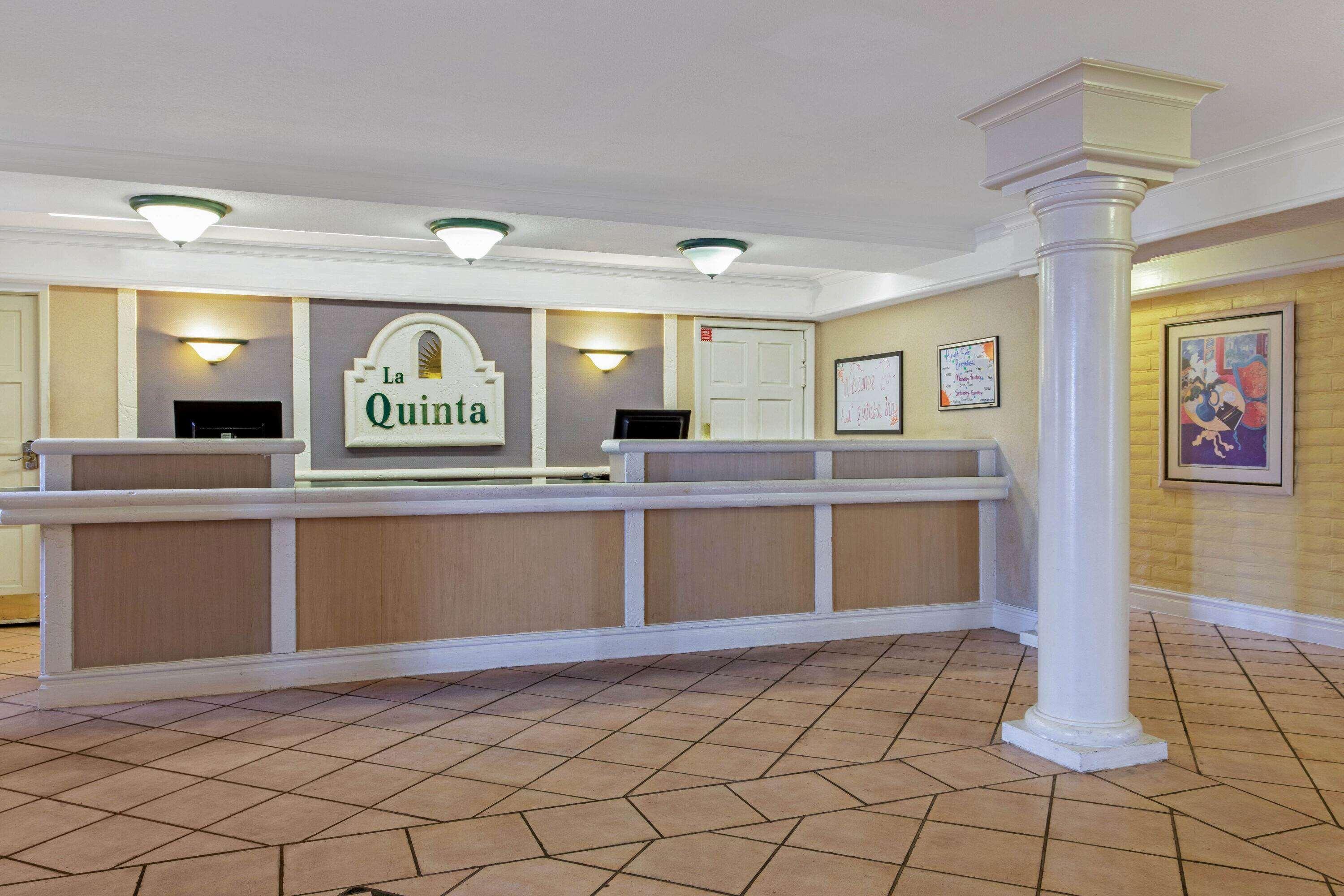 La Quinta Inn By Wyndham Tampa Bay Pinellas Park Clearwater Ngoại thất bức ảnh